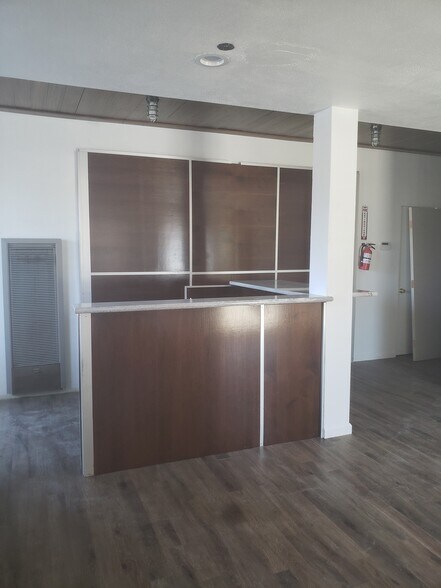 More Photos Of 201-205 E Main St, Santa Maria Storefront Retail Office For Sale