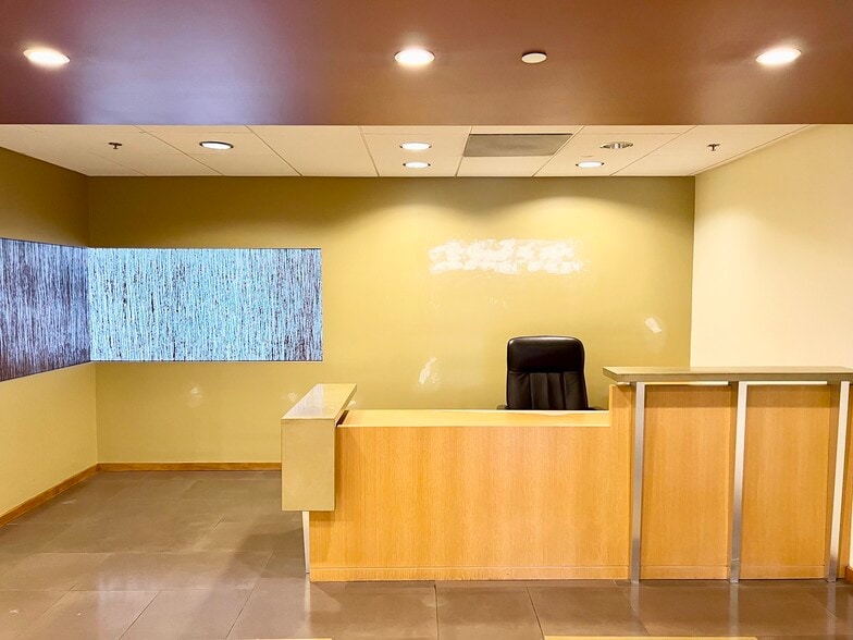 More Photos Of 5730 Uplander Way, Culver City Office For Lease