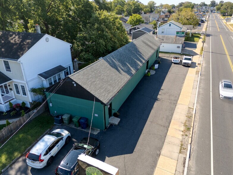 More Photos Of 500 Rt-35 S, Neptune Freestanding For Sale