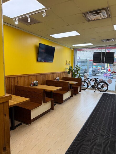 More Photos Of 9505 63rd Dr, Rego Park General Retail For Lease