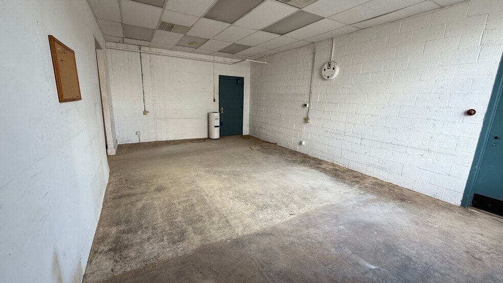 More Photos Of 1350 Balata St, Easton Warehouse For Sale