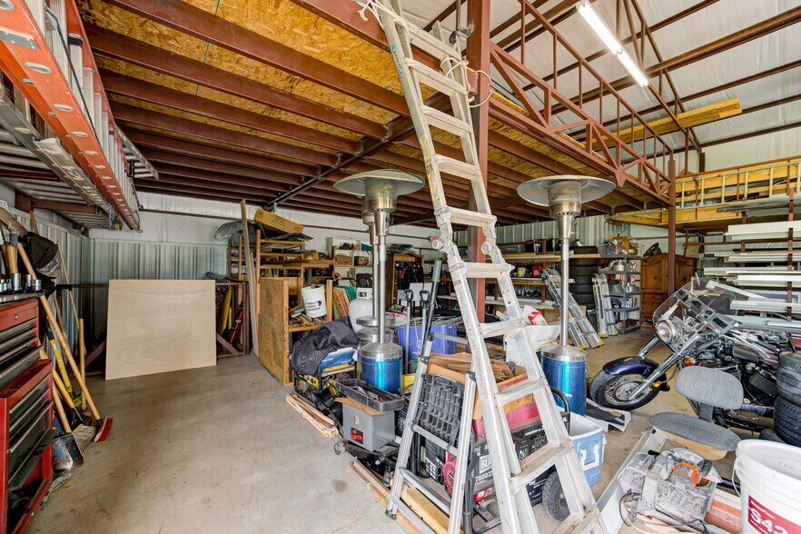 More Photos Of 6712 Pat Ave, Oklahoma City Industrial For Sale