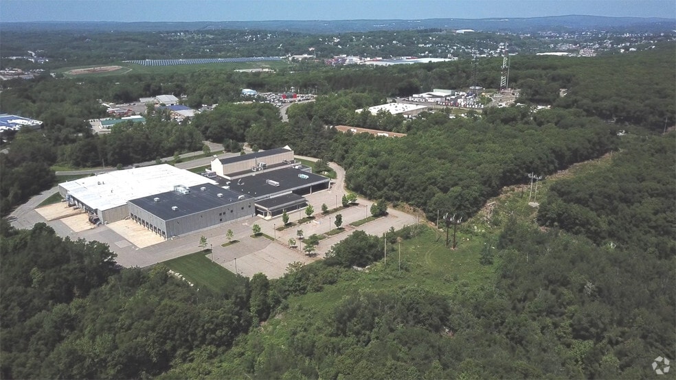 More Photos Of 5-9 Latti Farm Rd, Millbury Warehouse For Lease