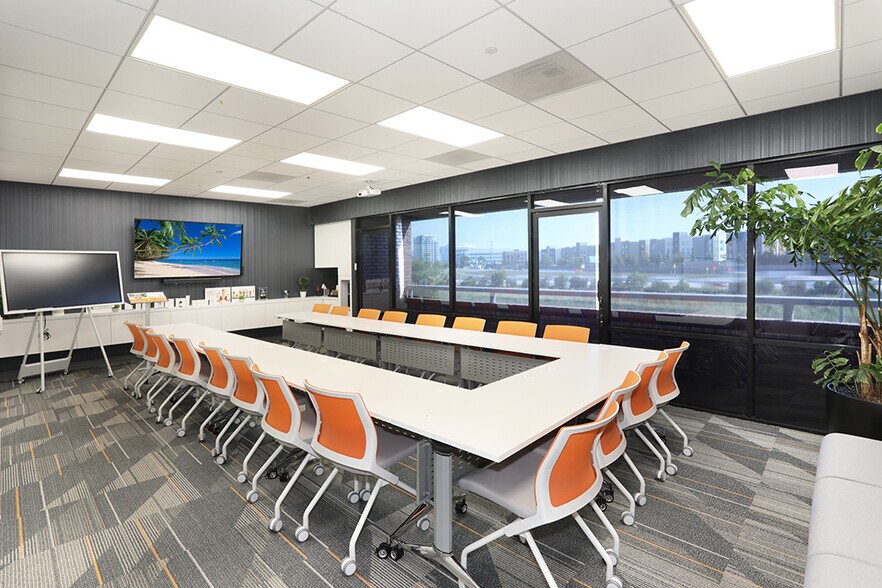 More Photos Of 2569 McCabe Way, Irvine Office For Lease