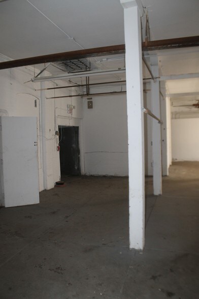 More Photos Of 46 Grace St, Irvington Warehouse For Sale