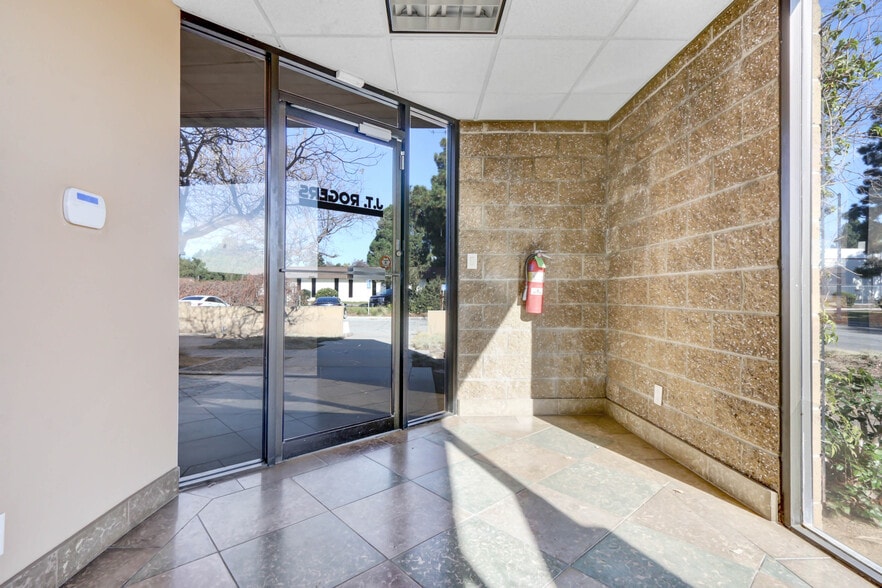 More Photos Of 2075 Knoll Dr, Ventura Manufacturing For Lease