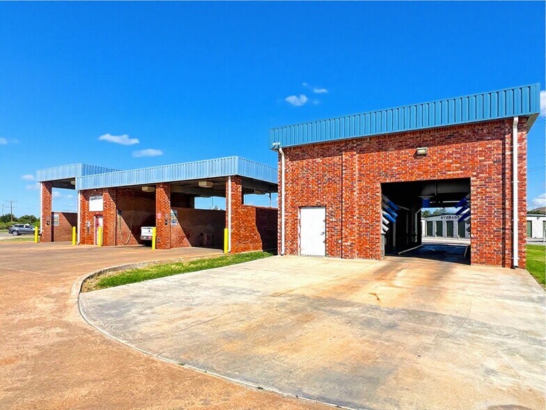 More Photos Of 509 1st St, Granite Carwash For Sale