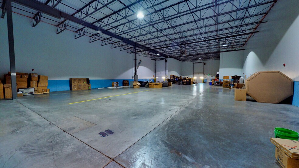 More Photos Of 150 Kendall Point Dr, Oswego Manufacturing For Lease