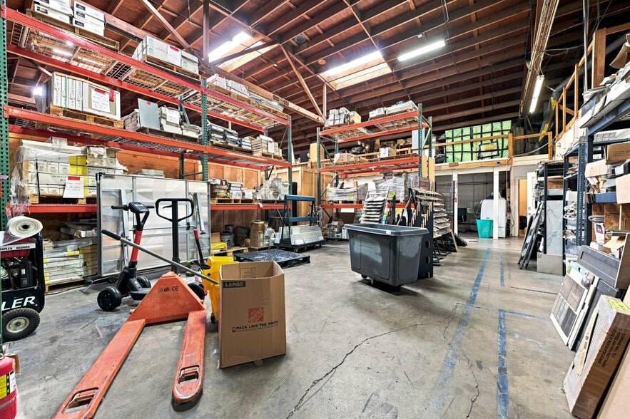 More Photos Of 905-909 Fee Dr, Sacramento Service For Sale