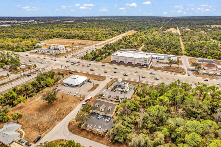 More Photos Of 17245 Bonnie Ave, Port Charlotte Office For Sale