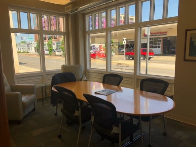 More Photos Of 112 E 3rd St, Bloomington Apartments For Lease