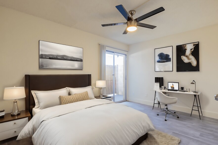 More Photos Of 2620 N 40th St, Phoenix Apartments For Sale