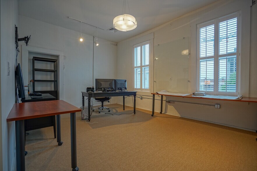 More Photos Of 18 Cabarrus Ave W, Concord Loft Creative Space For Sale