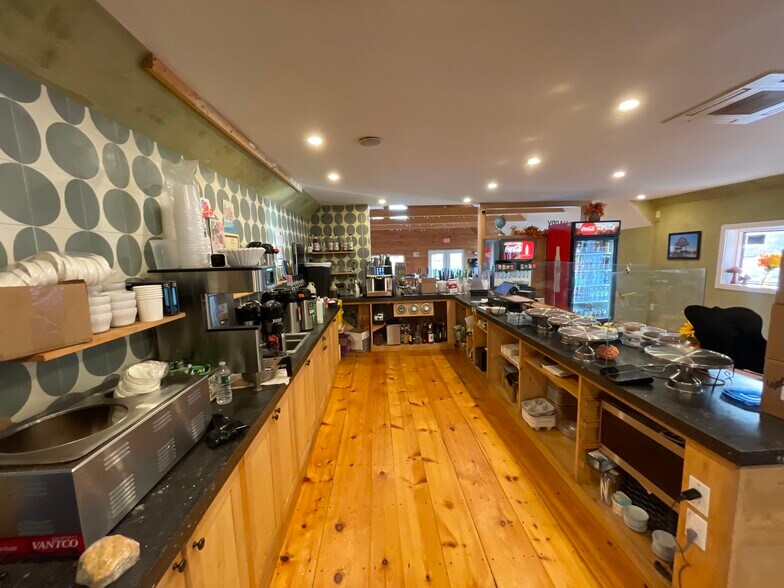 More Photos Of 1055 Lewiston Rd, New Gloucester Restaurant For Sale
