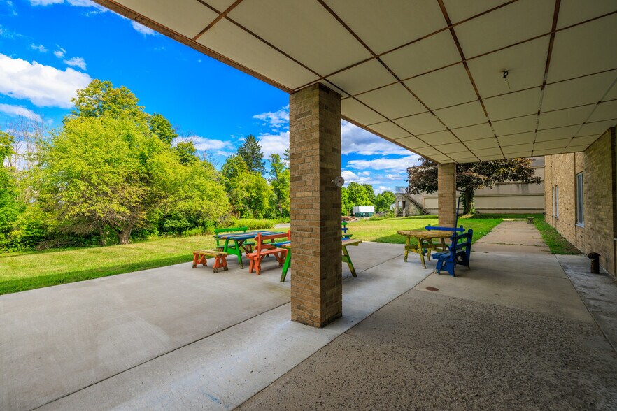 More Photos Of 1251 Trumansburg Rd, Ithaca Office Residential For Sale