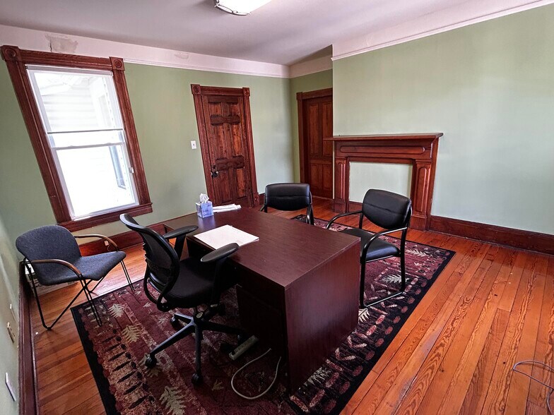More Photos Of 609 S Main St, Culpeper Office Residential For Sale