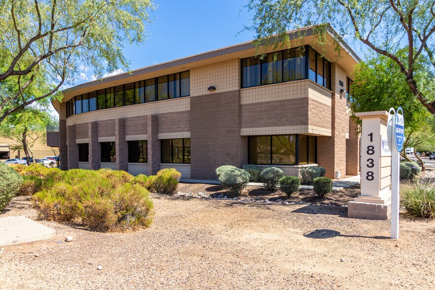 More Photos Of 1838 W Parkside Ln, Phoenix Office For Sale