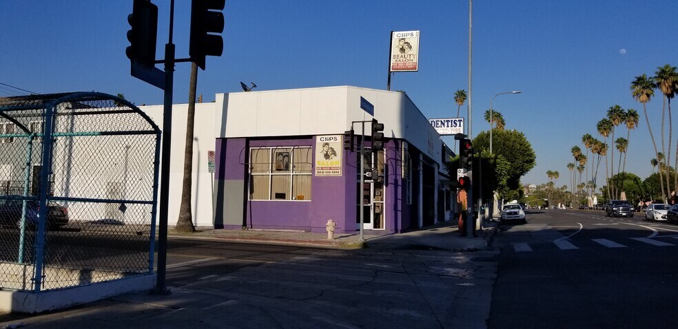 More Photos Of 4973-4975 N Huntington Dr, Los Angeles Storefront Retail Residential For Lease