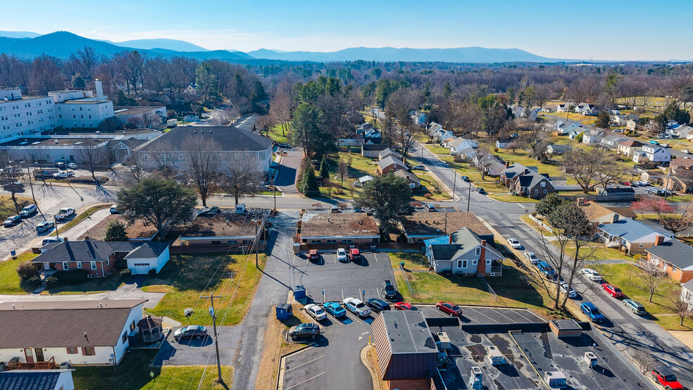 More Photos Of 1305 13th St, Waynesboro Medical For Sale