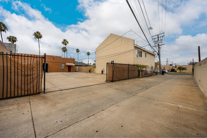 More Photos Of 814-816 N Anaheim Blvd, Anaheim Freestanding For Sale
