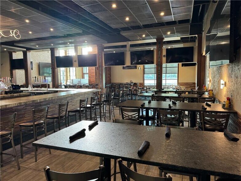 More Photos Of 3535 Walters Rd, Syracuse Restaurant For Sale