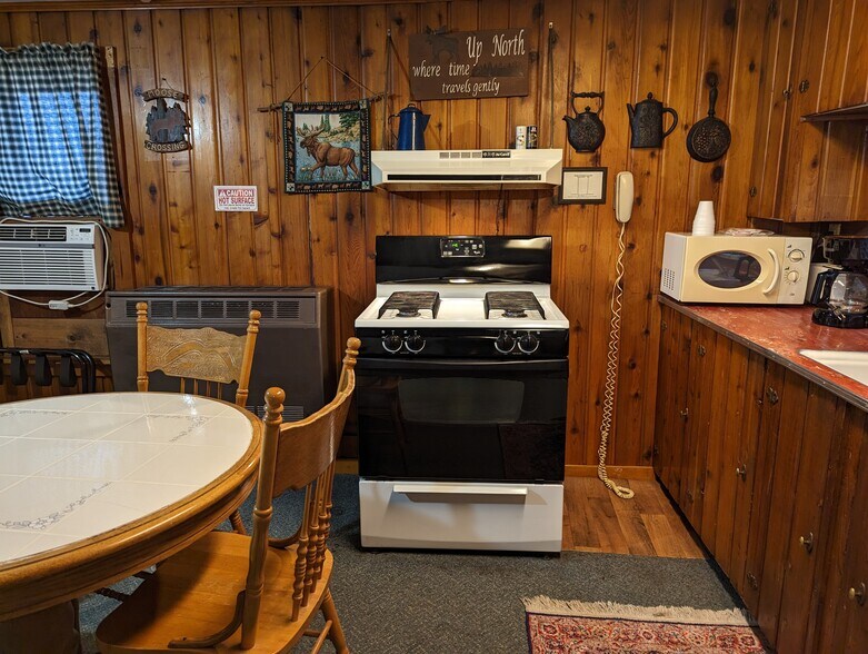 More Photos Of 12520 State St, Atlanta Hotel For Sale