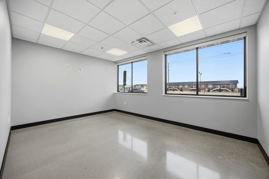 More Photos Of 3220 4th St E, West Fargo Office For Lease