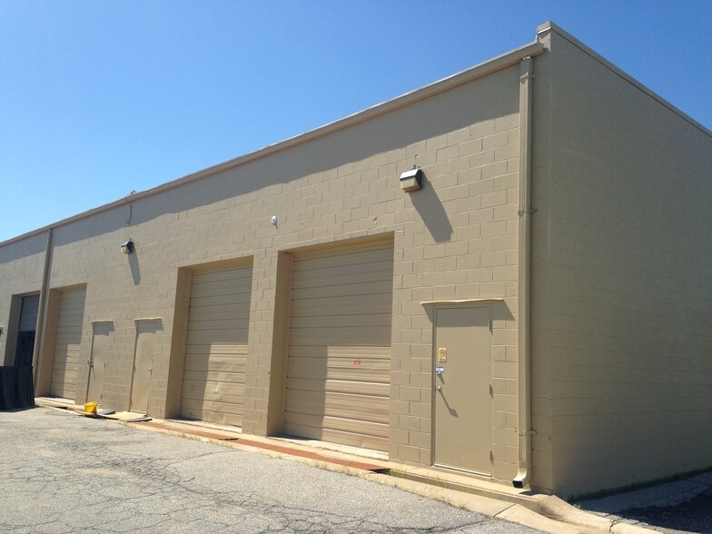 More Photos Of 3601 W Harry St, Wichita Flex For Sale