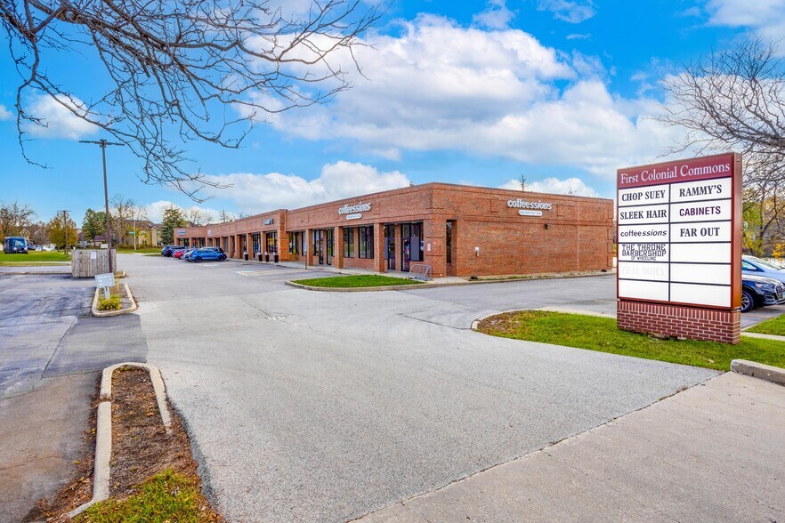 More Photos Of 820 Wheeling Rd, Wheeling General Retail For Sale