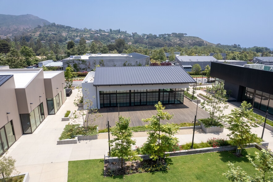 More Photos Of 23465 Civic Center Way, Malibu Unknown For Lease