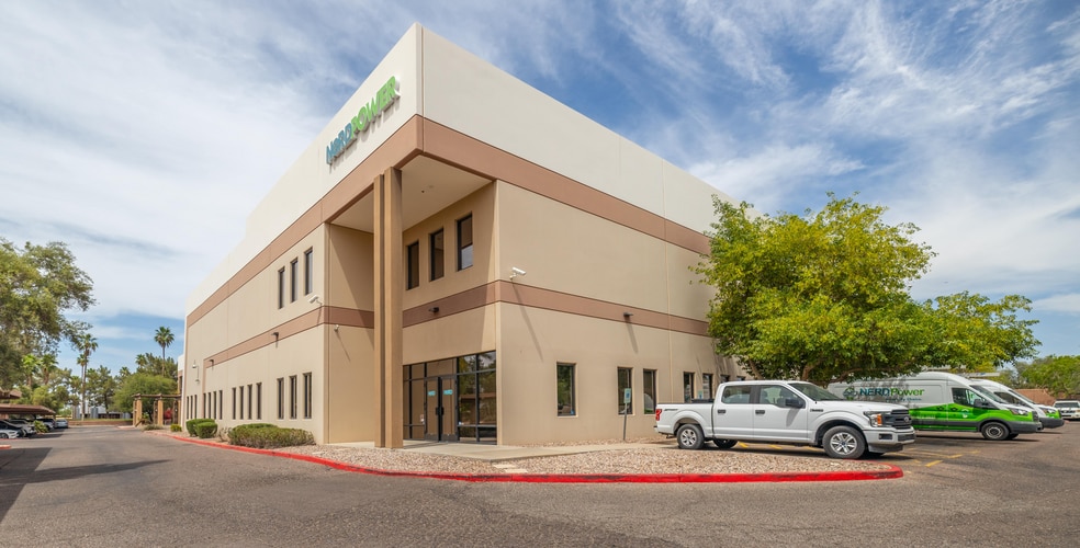 More Photos Of 2065 W Obispo Ave, Gilbert Light Distribution For Sale