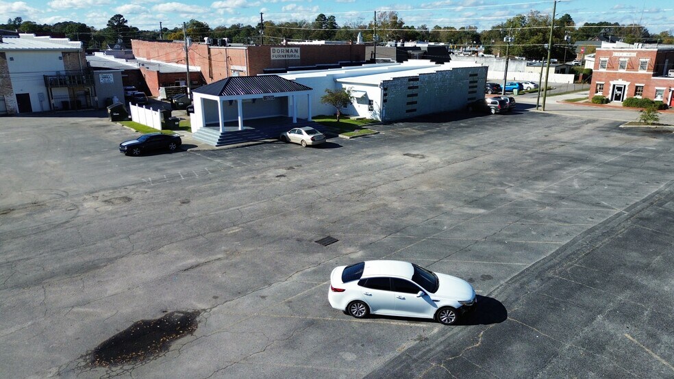 More Photos Of 102 Live Oak St, Tabor City Restaurant For Sale