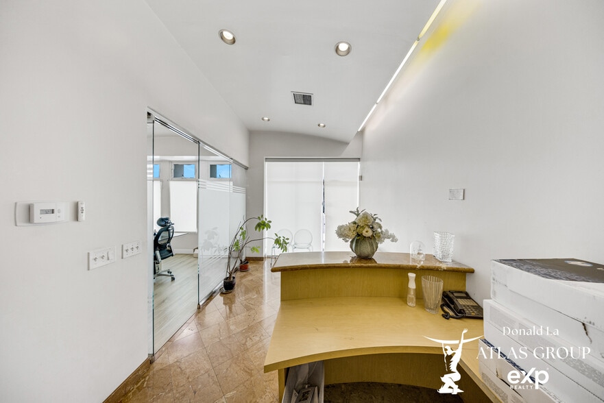 More Photos Of 223-229 E Valley Blvd, Alhambra Storefront For Sale