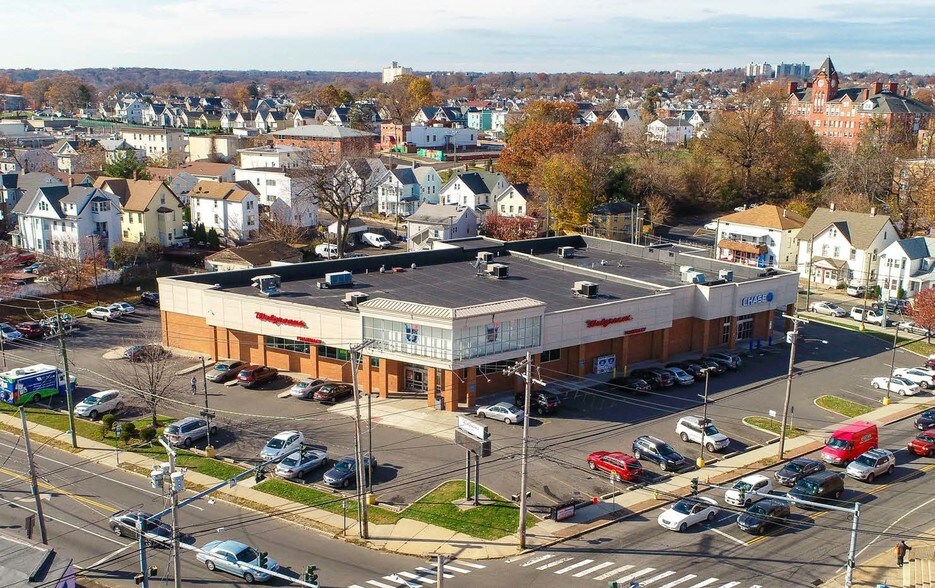 Primary Photo Of 960 North Ave, Bridgeport Freestanding For Lease