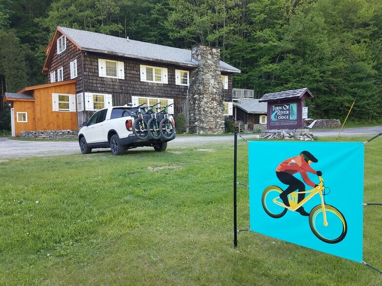 More Photos Of 5672 US Route 4, Killington Hotel For Sale