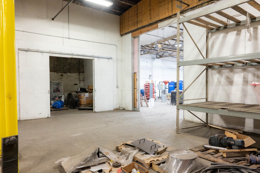 More Photos Of 2424 Columbus Rd, Springfield Warehouse For Sale