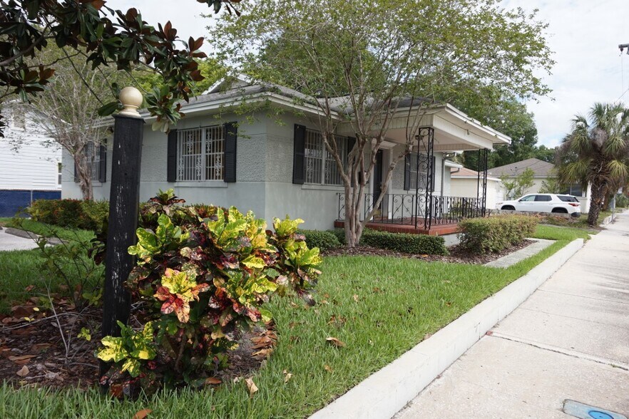 More Photos Of 902 N Armenia Ave, Tampa Office For Sale