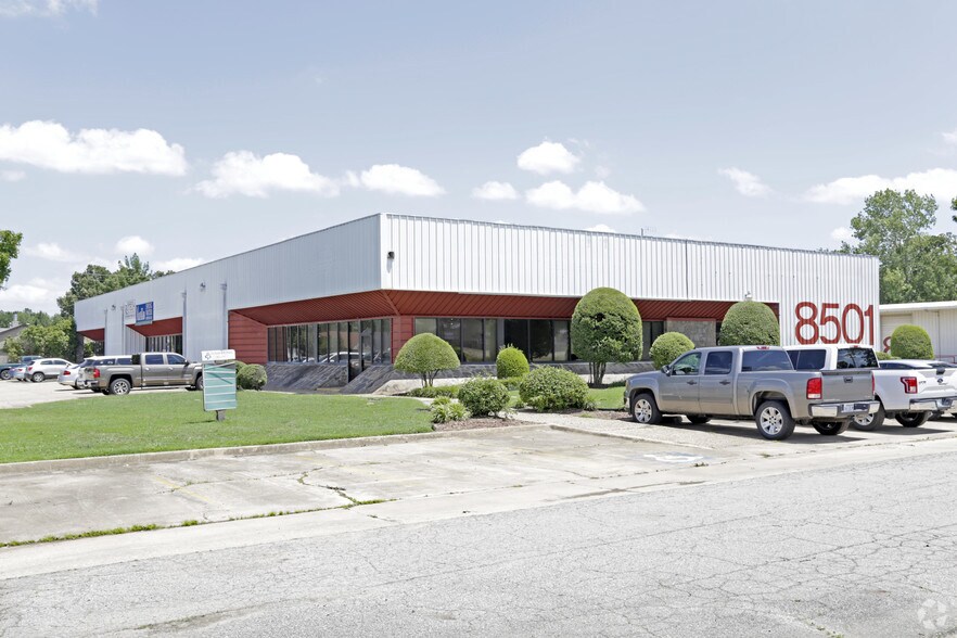 More Photos Of 8501 Highway 271 S, Fort Smith Warehouse For Lease