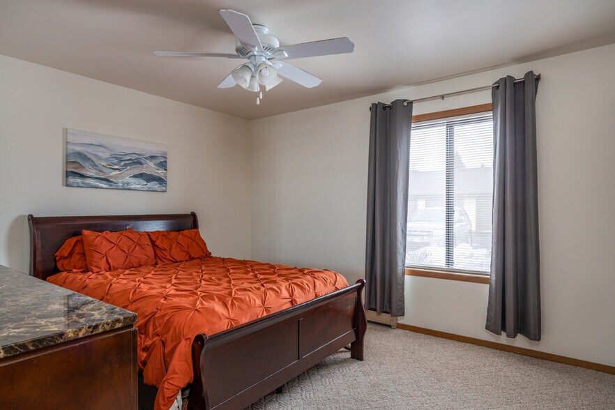 More Photos Of 205-235 W Calumet St, Appleton Apartments For Sale