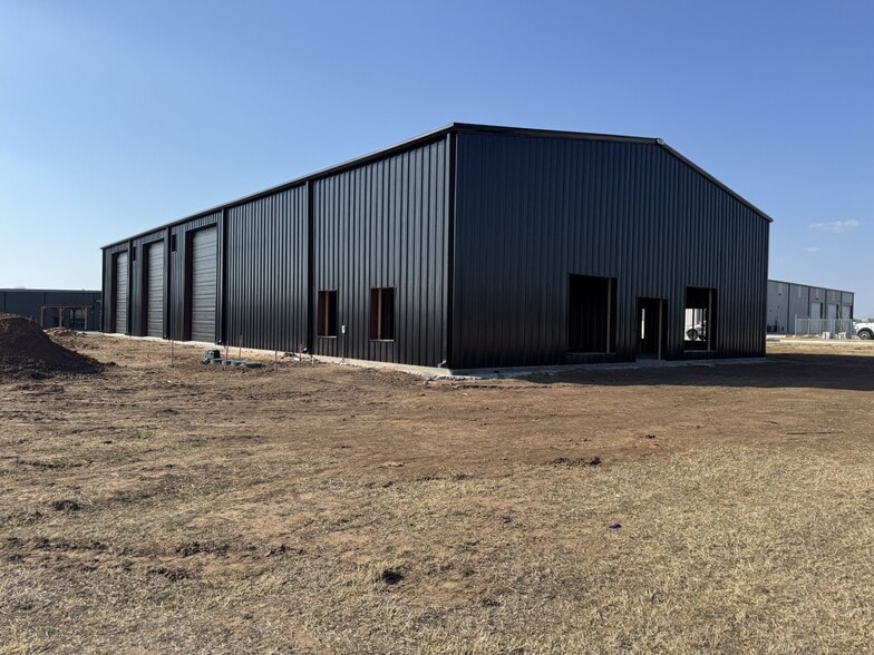 Primary Photo Of 7300 SW 74th St, Oklahoma City Warehouse For Lease
