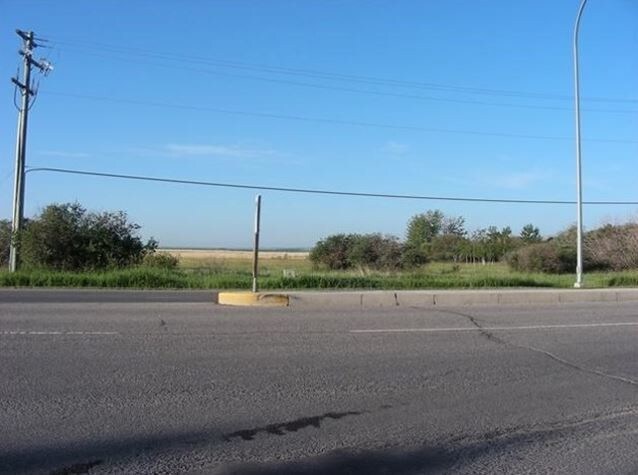 More Photos Of 12 Ave SE, High River Land For Sale