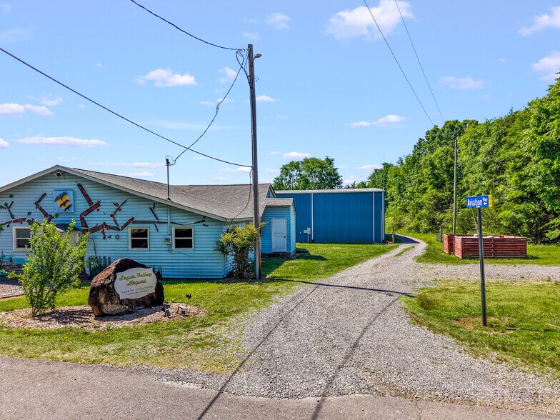 More Photos Of 249 Gilbert Rd, Mocksville Airport For Sale