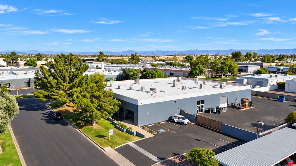 More Photos Of 2405 W Geneva Dr, Tempe Warehouse For Sale