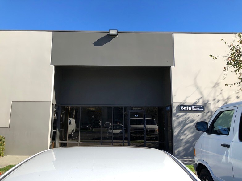 More Photos Of 3609 W MacArthur Blvd, Santa Ana Manufacturing For Lease