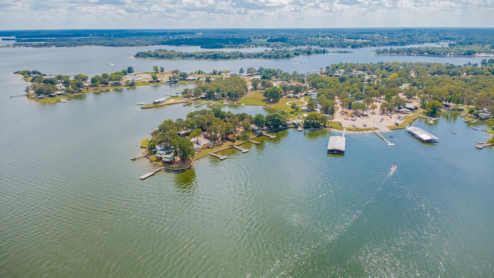 Primary Photo Of 507 County Road 1550, Alba Multifamily For Sale