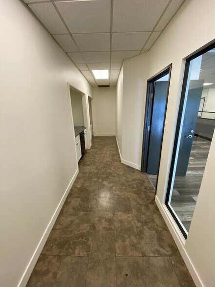 More Photos Of 3505 Cadillac Ave, Costa Mesa Office For Lease