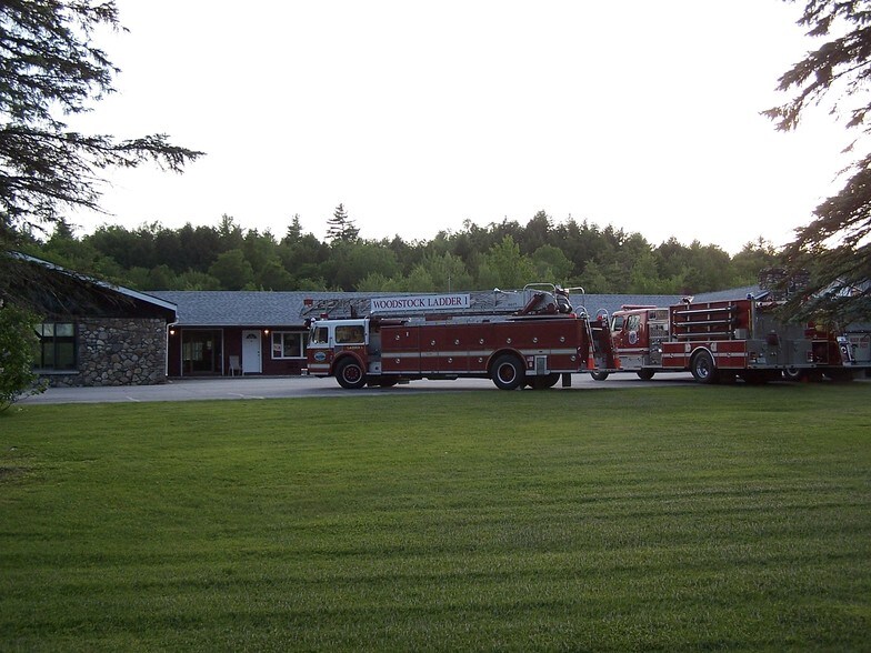 More Photos Of 1132 S Main St, Bryant Pond Hotel For Sale