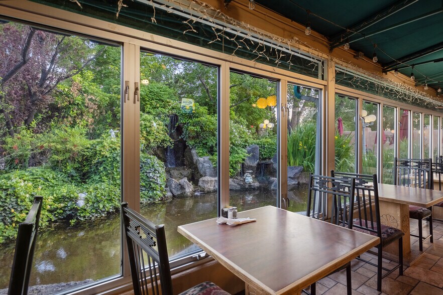 More Photos Of 8032 4th St NW, Albuquerque Restaurant For Sale