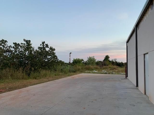 More Photos Of 7500 S Anderson Rd, Oklahoma City Auto Repair For Sale