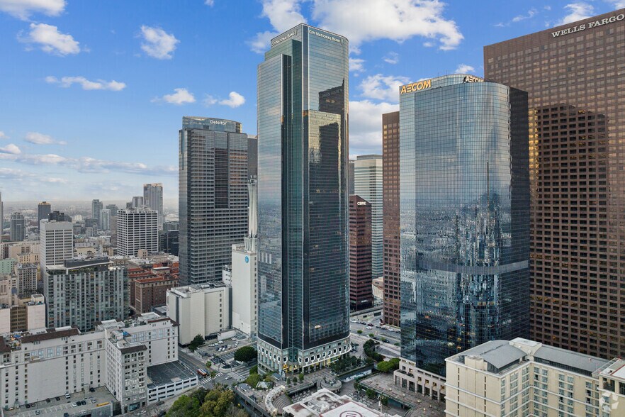 More Photos Of 350 S Grand Ave, Los Angeles Office For Lease